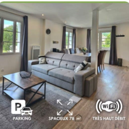 Superbe T3 spacieux 78 m² · Balcon
